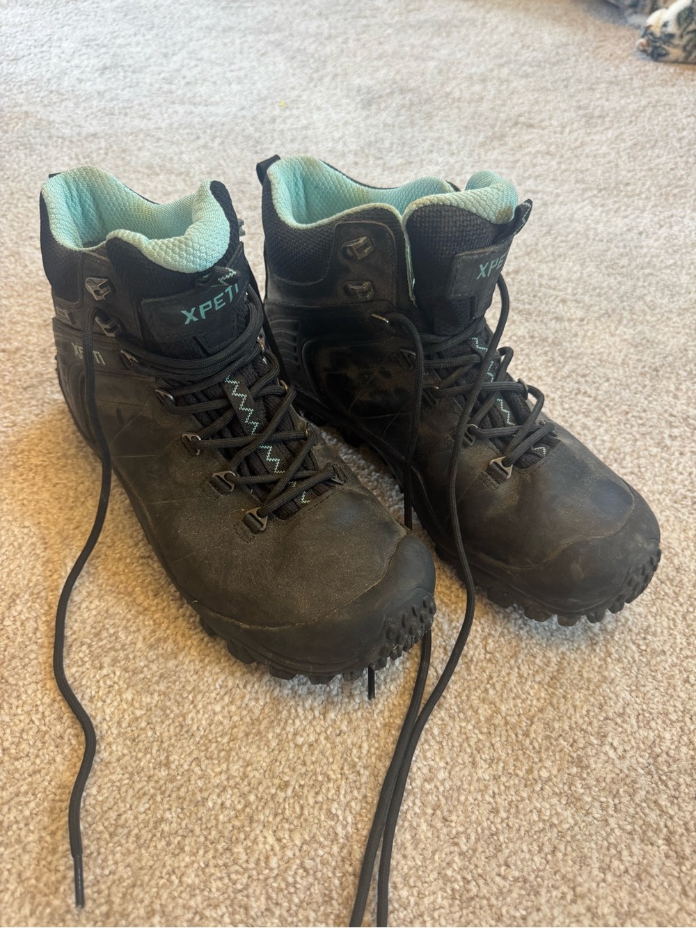 Women's Black Ankle Hiking Boots with Mint Lining